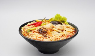 砂锅三鲜米线的做法和配方（砂锅三鲜米线的做法和配方大全）