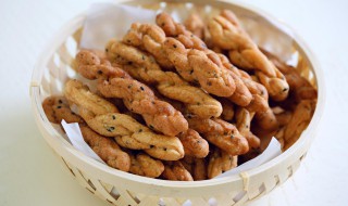 东北小麻花的做法和配方（东北的麻花怎么做）