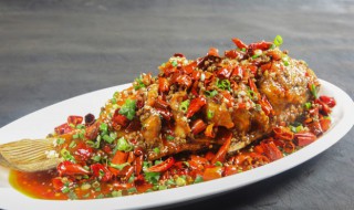 炖杂鱼的家常做法（炖杂鱼的家常做法大全家常窍门）