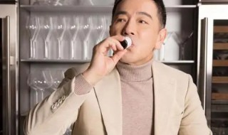 包亦凡爸爸谁演的（包亦凡是谁演的）