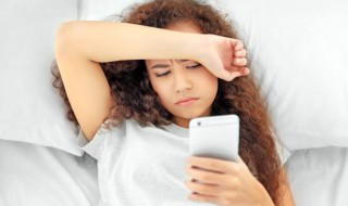 梦见别人拿刀 梦见别人拿刀捅了另外一个人