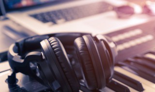 我是一个小画家歌词 我是一个小画家歌词有鼻子