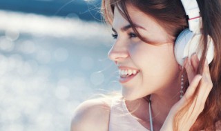 青大之歌歌词（青大之歌歌词简谱）