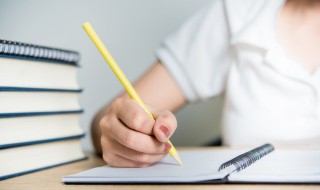 形容鸡打鸣的成语有哪些（形容鸡打鸣的成语有哪些呢）