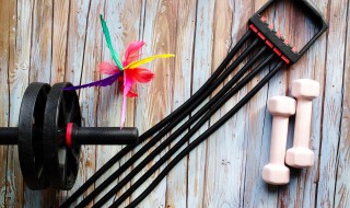 为什么硬拉完后后腰会很累（硬拉之后腰部酸痛）