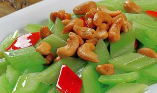 腰果炒西芹的做法（腰果炒西芹的做法大全）