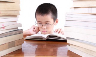 画虎不成反类犬的意思（画虎不成反类犬谁说的）