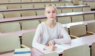 尽忠报国的意思 尽忠报国的意思 岳飞