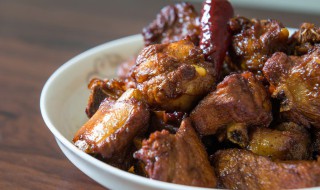 怎么炒排骨（怎么炒排骨不粘锅）