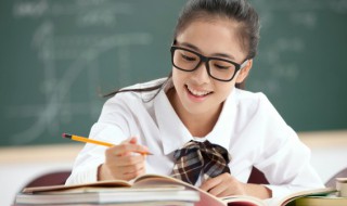 并蒂莲的意思（并蒂莲象征着什么意思）