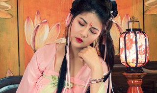 美人迟暮什么意思（美人迟暮什么意思,指什么生肖）