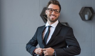 男士休闲西装搭配 男士休闲西装搭配牛仔裤