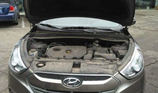 ix35刹车灯怎样拆（ix35刹车灯开关怎么拆）