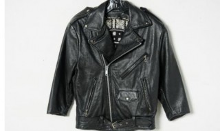 皮衣如何搭配鞋子谁知道? 皮衣怎么搭配鞋