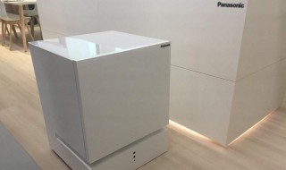 如何移动冰箱（家里冰箱换个位置该如何移动）