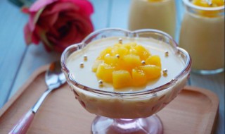 布丁怎么做简单又好吃芒果(布丁芒果布丁怎么做)