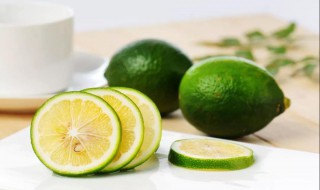 自制柠檬面膜的功效与作用（自制柠檬面膜的功效与作用及禁忌）