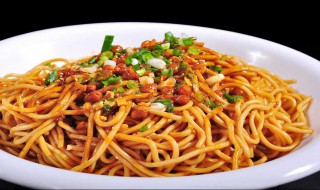 热干面怎么做(热干面怎么做 热干面的家常做法)