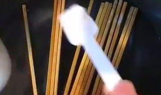 筷子发霉变黑如何去除 筷子发霉变黑怎去除