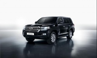 丰田陆地巡洋舰点烟器保险在哪 丰田陆巡点烟器保险丝在哪里