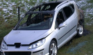 东风风行SX6怎样更换升降开关（东风风行sx6升降按钮怎么拆）