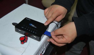 多媒体播放器的使用方法（多媒体播放器使用说明）