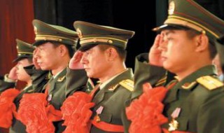 热带风暴宝马车撞死武警是哪一集（热带风暴宝马车撞士兵是哪一集）