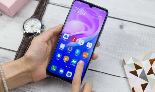 手机自动退出是什么原因 手机自动退出是什么原因呢