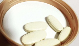 吃钙片可以喝热水吗（吃钙片可以喝白开水吗）