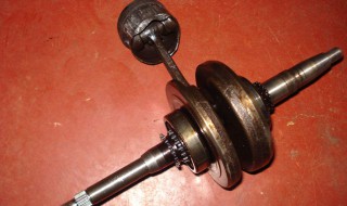 货车缺机油会坏曲轴吗(货车缺机油会怎么样)