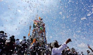 挥舞摇动的意思是什么 挥舞摇动的意思是什么呢