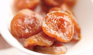 哺乳期能不能吃杏脯(哺乳期能不能吃杏脯干)