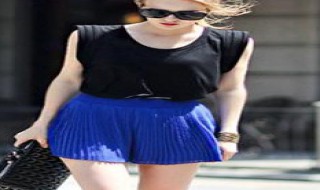 水蓝色配什么颜色好看 水蓝色配什么颜色好看图片