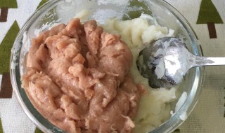 山药肉圆的做法步骤（山药肉圆怎么做窍门）