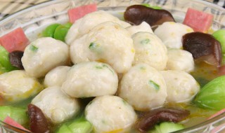 青菜红烧丸子怎么做 红烧青菜丸子的做法