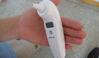 使用耳温枪的步骤 怎样使用耳温枪更准确