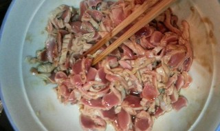 鸡胗菇和培根怎么做 培根鸡腿菇的做法大全