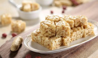 花生糖在家怎么做（花生糖在家怎么做的）