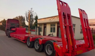 半挂车爬坡减挡技巧 半挂车爬坡视频