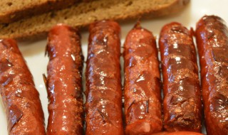 煎香肠的方法 怎样煎香肠最好吃