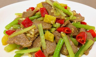 泡椒牛肉片的做法（泡椒牛肉片怎样炒又嫩又好吃）