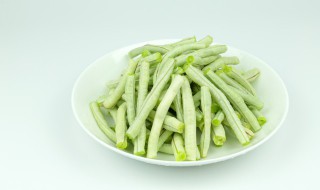 豇豆烧鸡肉 豇豆烧鸡肉图片