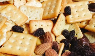 杏仁葡萄干饼干 杏仁和葡萄干