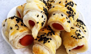 手抓饼香肠卷的做法 手抓饼卷肠的做法视频