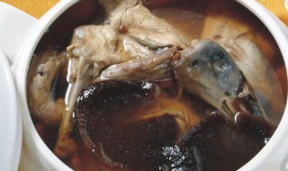 红炖水鸭（红汤鸭煲）