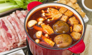 锅盖吸住打不开妙招（锅盖吸住打不开妙招图解）