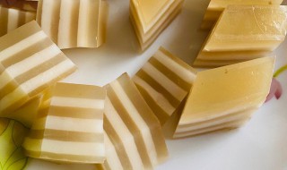 红茶双色马蹄糕 红茶双色马蹄糕的做法