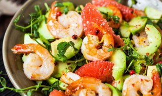 鲜虾土豆蔬菜沙拉 鲜虾土豆蔬菜沙拉热量高吗