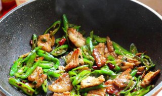 炒肉怎么能不蹦（炒肉怎么能不崩油）