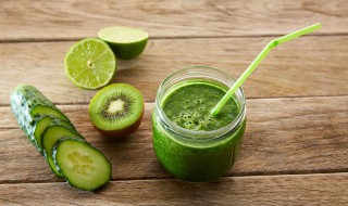 黄瓜汁的做法(鲜榨黄瓜汁的做法)